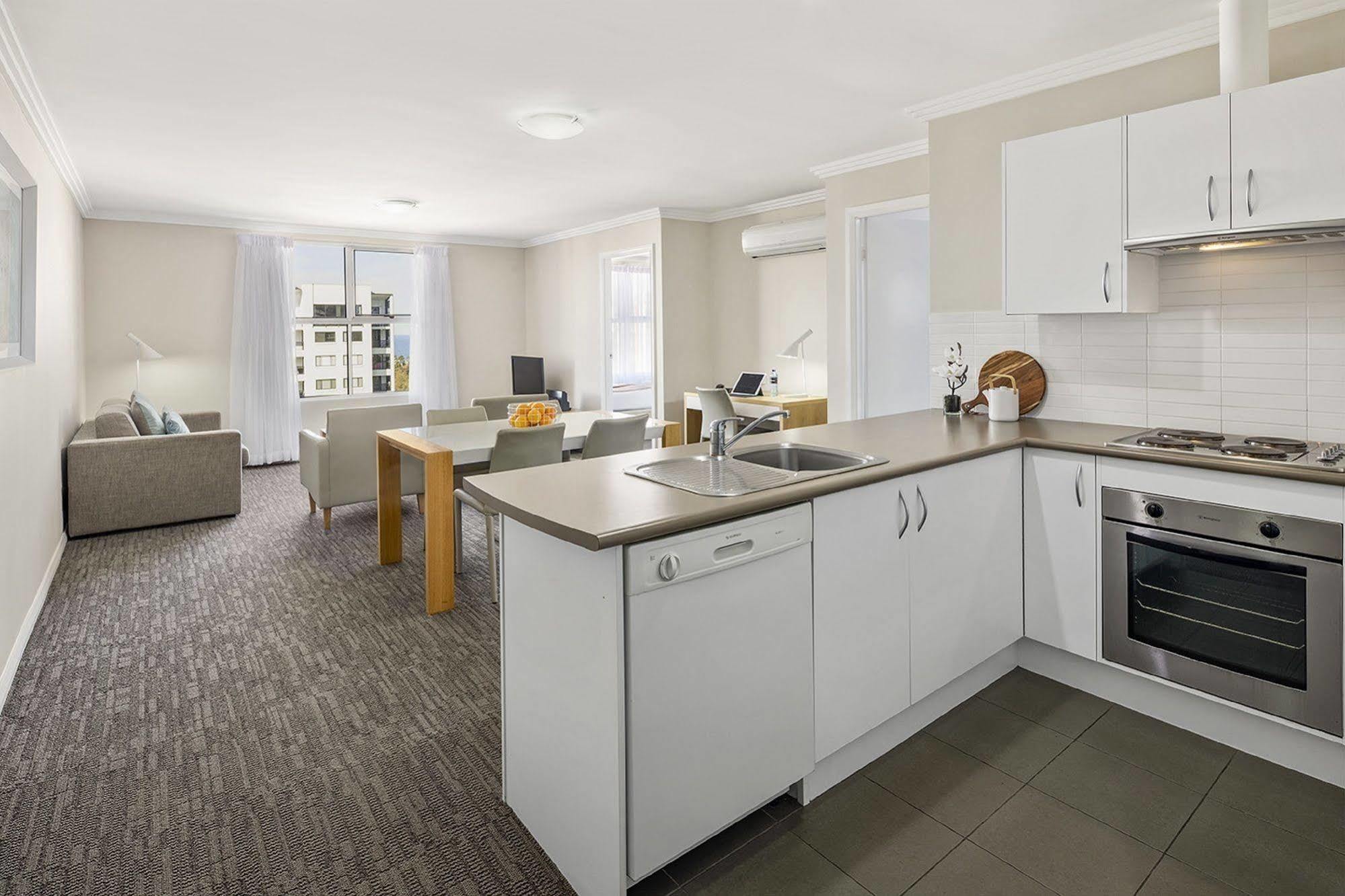 Quest Wollongong Aparthotel Bagian luar foto
