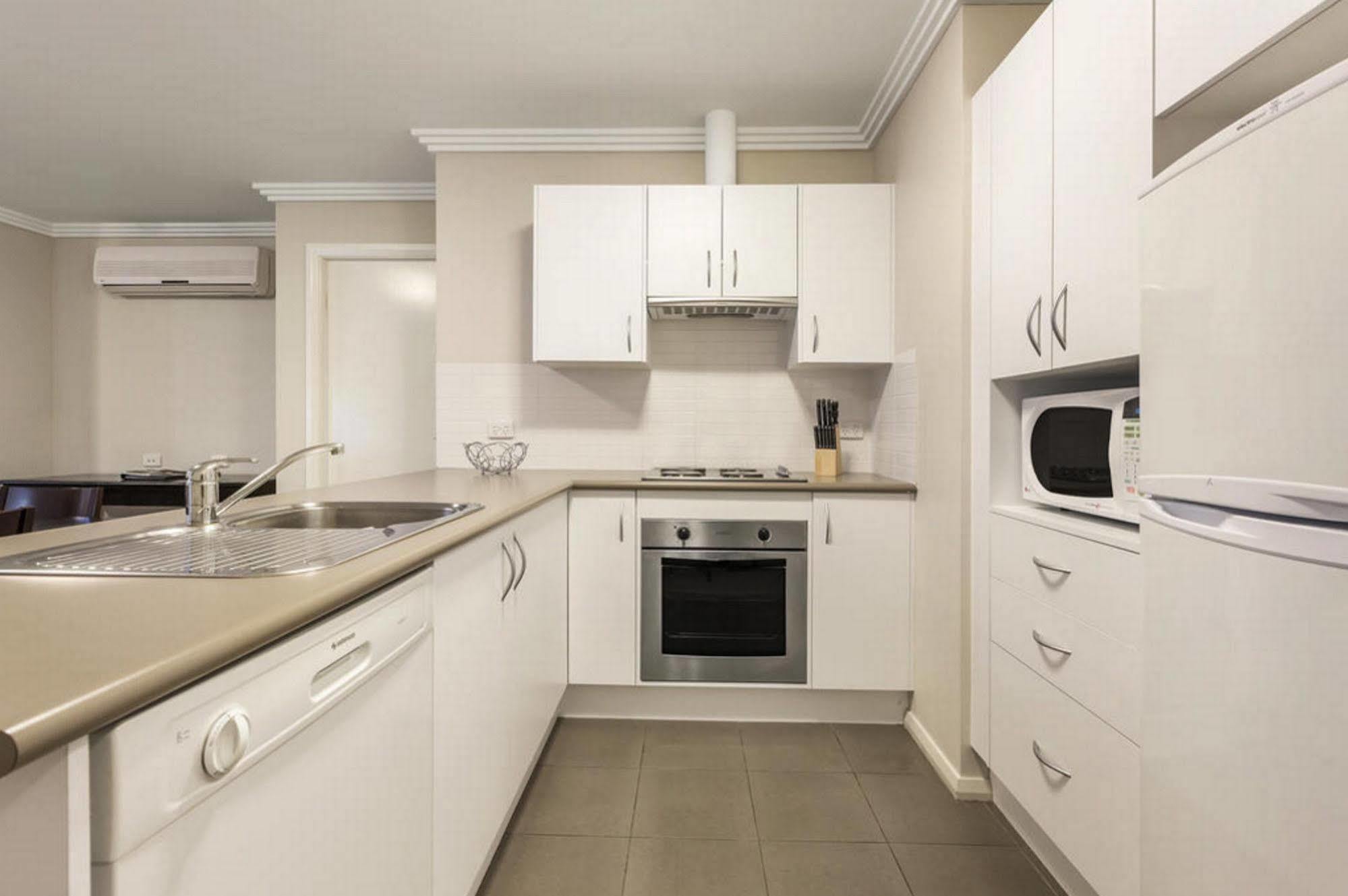 Quest Wollongong Aparthotel Bagian luar foto