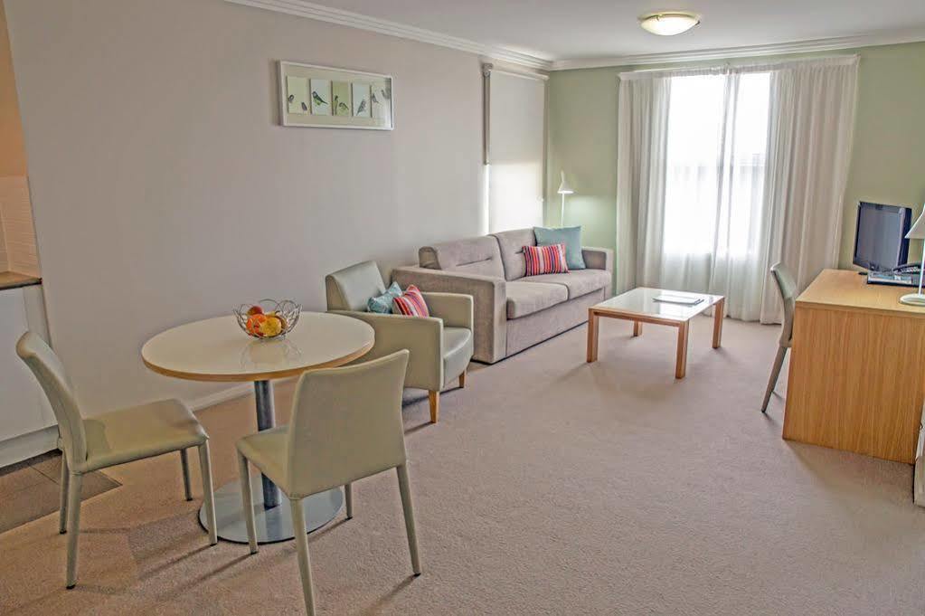 Quest Wollongong Aparthotel Bagian luar foto